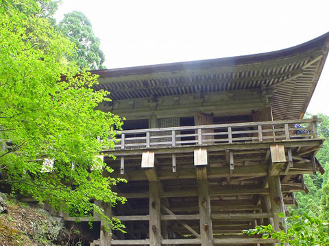 峰定寺の本堂